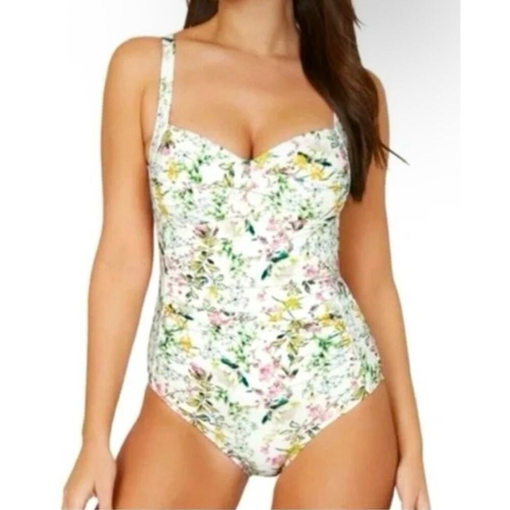 Nip Tuck Sz 8 Joanne Wattlewedo Tummy Control One-Piece Swimsuit Multi Fit Cup